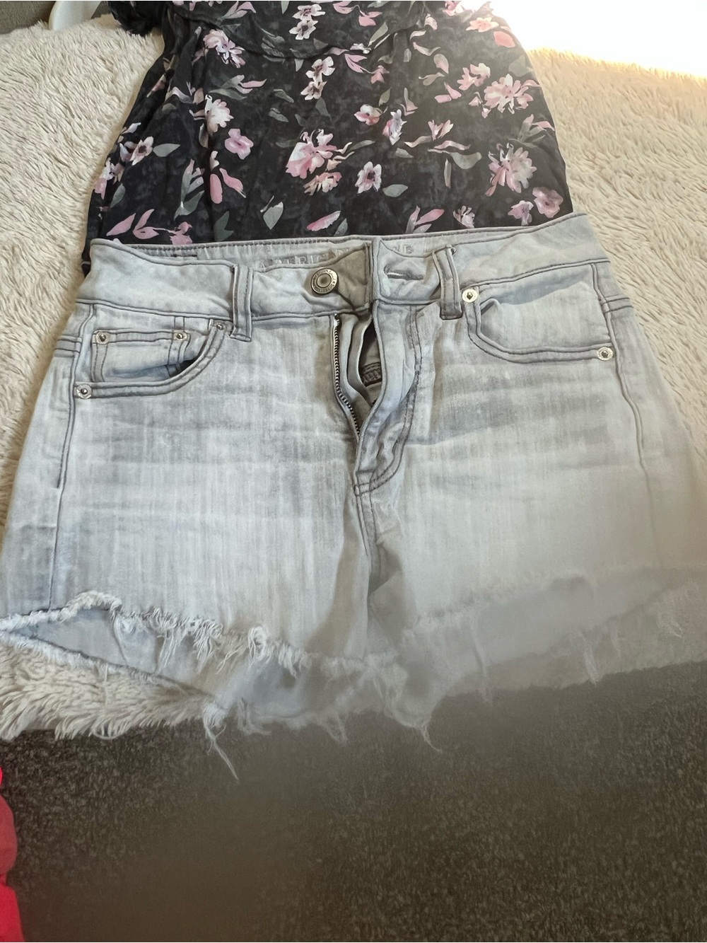 American Eagle Outfitters Light Gray Frayed Hem Denim Shorts